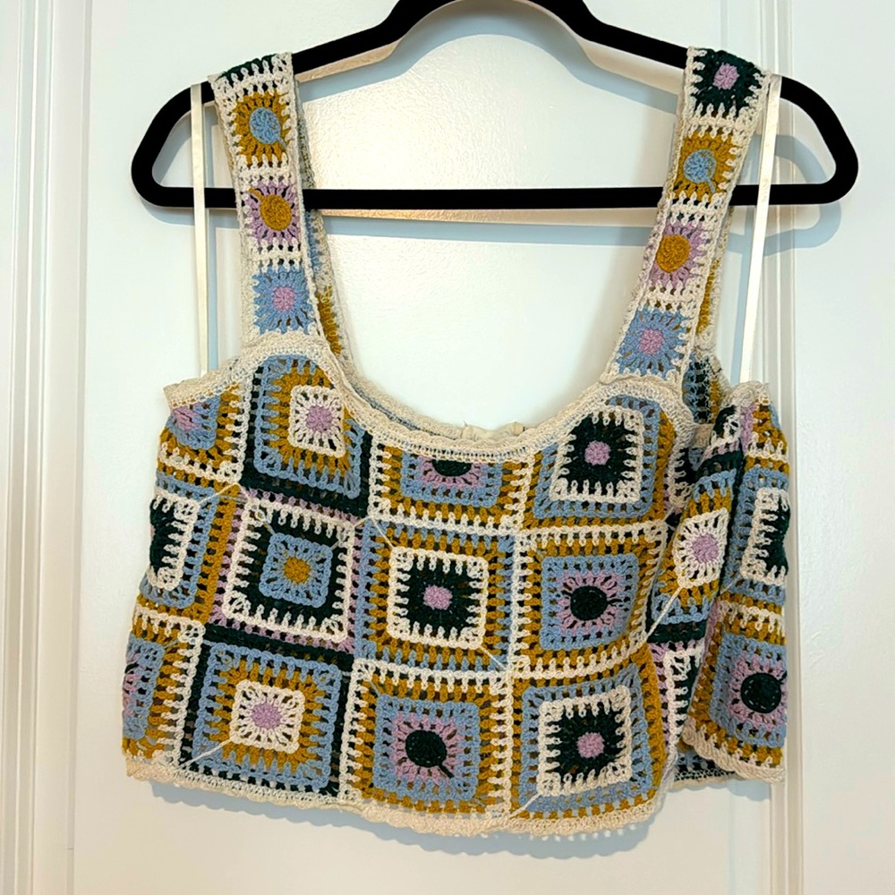 Knitted crop top
